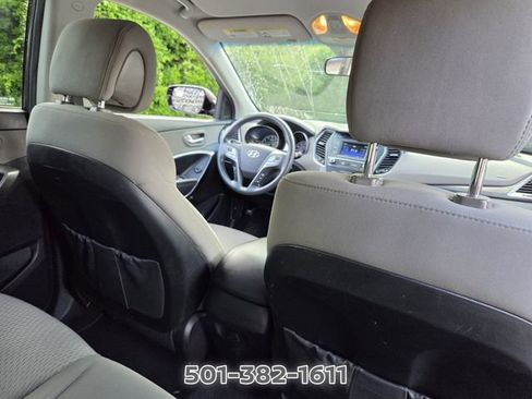 Used 2018 Hyundai Santa Fe Sport FWD image 16