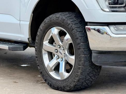 Used 2021 Ford F150 Lariat w/ Equipment Group 502A High AWD/4WD image 5