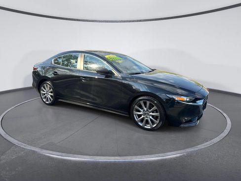 Used 2020 MAZDA MAZDA3 AWD Sedan w/ Preferred Package image 5