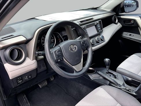 Used 2015 Toyota RAV4 LE FWD image 12