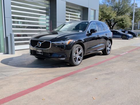 Used 2021 Volvo XC60 T5 Momentum image 5