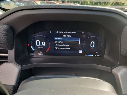 Certified 2025 Ford Explorer Active image 29