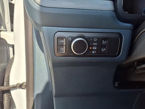 New 2025 Ford Maverick XL w/ Equipment Group 101A image 16