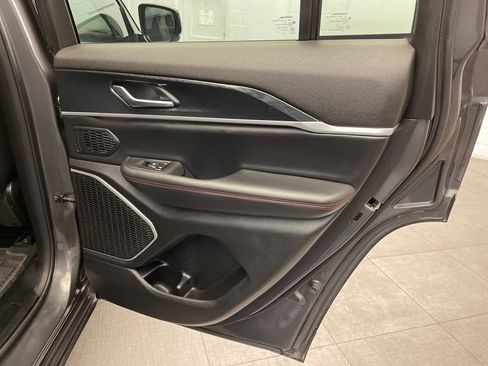 Certified 2022 Jeep Grand Cherokee Trailhawk image 31