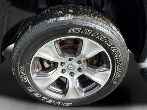 Used 2021 RAM 1500 Laramie image 31