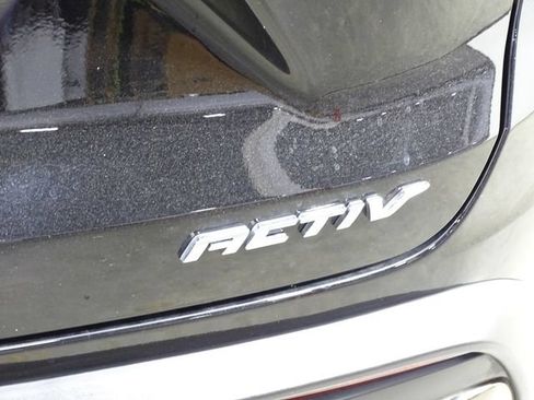 Used 2024 Chevrolet Trax ACTIV w/ Sunroof Package FWD image 35