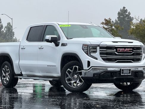 Used 2024 GMC Sierra 1500 SLT w/ SLT Premium Plus Package image 2