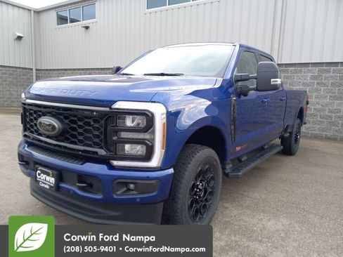 New 2026 Ford F350 Lariat w/ Black Appearance Package image 7