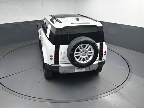 Used 2025 Land Rover Defender 110 S AWD/4WD image 34