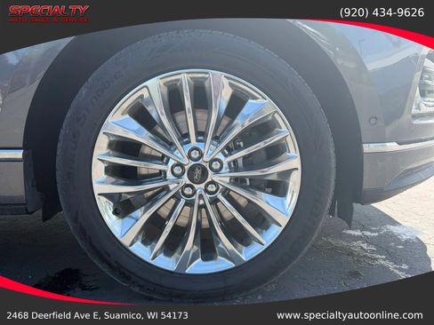 Used 2020 Ford Edge Titanium w/ Equipment Group 301A AWD/4WD image 15