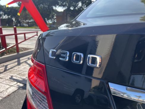 Used 2008 Mercedes-Benz C 300 Sedan w/ Multimedia Pkg image 8