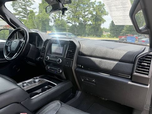 Used 2019 Ford Expedition Max Limited AWD/4WD image 27