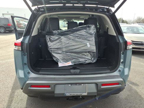 New 2026 Nissan Pathfinder Platinum image 31