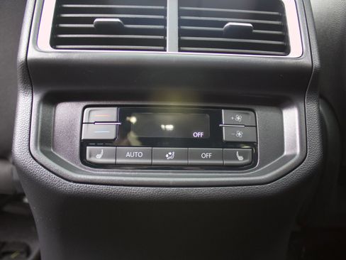 New 2026 Volkswagen Atlas SEL image 29