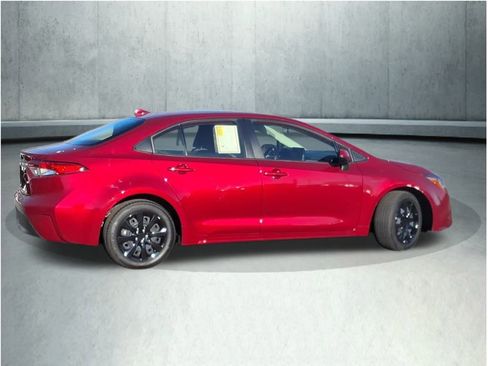 Certified 2023 Toyota Corolla LE image 23