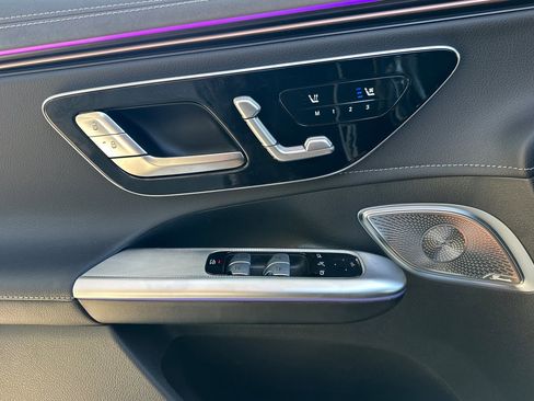 New 2026 Mercedes-Benz EQE 320 4MATIC SUV image 13