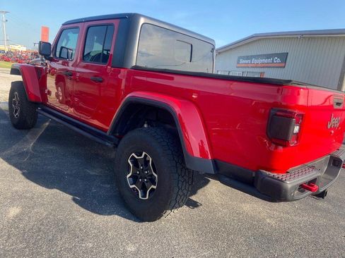 Used 2021 Jeep Gladiator Rubicon AWD/4WD image 4