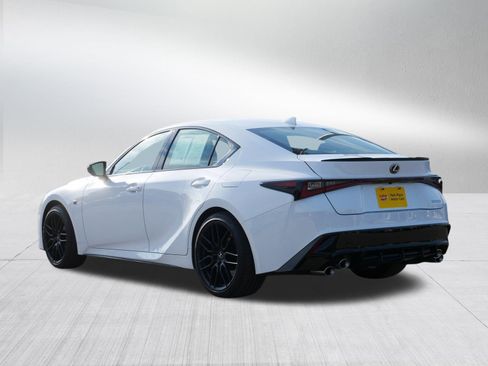 Used 2024 Lexus IS 500 image 5