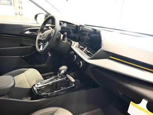 New 2026 Chevrolet Trax LT w/ Driver Confidence Package FWD image 13