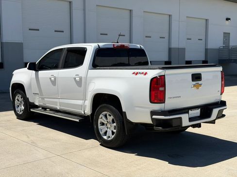 Used 2017 Chevrolet Colorado LT w/ LT Convenience Package AWD/4WD image 3