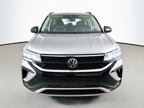 Used 2022 Volkswagen Taos S AWD/4WD image 2