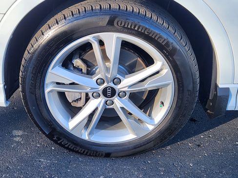 Used 2021 Audi Q3 2.0T Premium Plus image 22