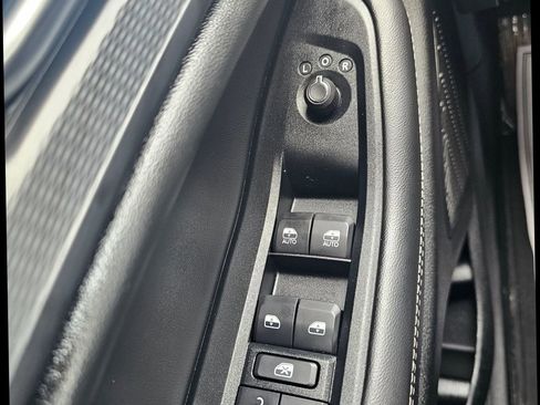 Used 2023 Jeep Grand Cherokee Laredo X AWD/4WD image 18