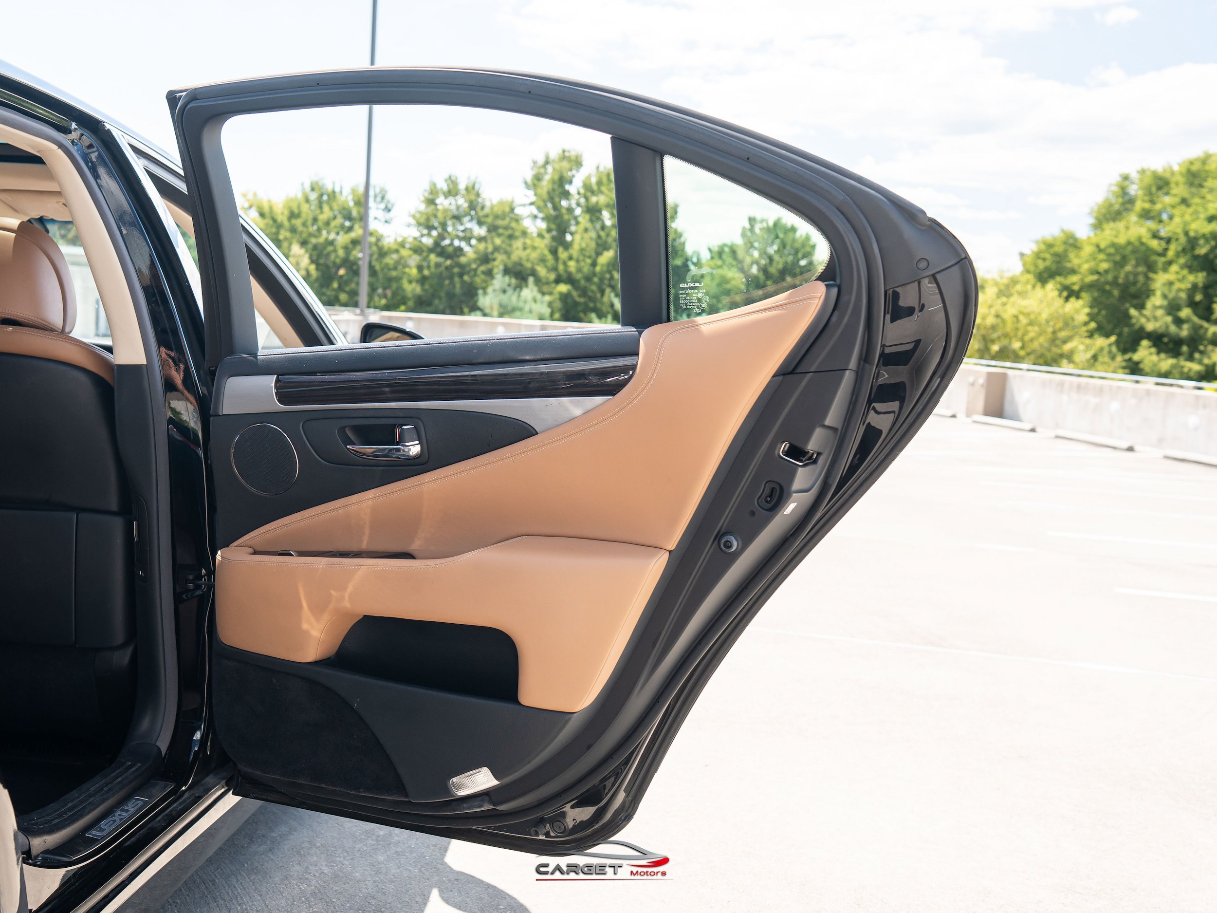 Used 2016 Lexus LS 460 AWD w/ Comfort Package image 43