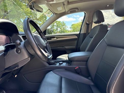 Used 2021 Volkswagen Atlas SEL R-Line AWD/4WD image 18