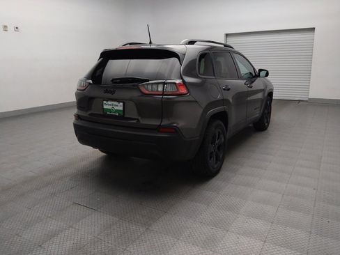 Used 2021 Jeep Cherokee Altitude image 9