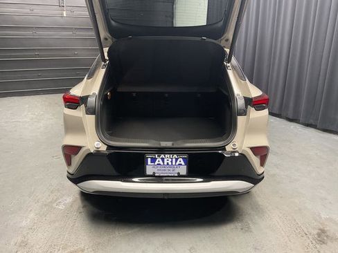 New 2026 Buick Envista Sport Touring w/ Studio Series image 28