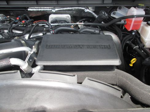 New 2025 GMC Sierra 2500 SLT w/ SLT Premium Package image 30