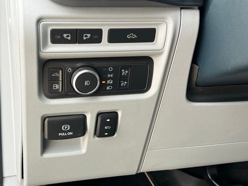 Used 2021 Ford F150 Limited image 28