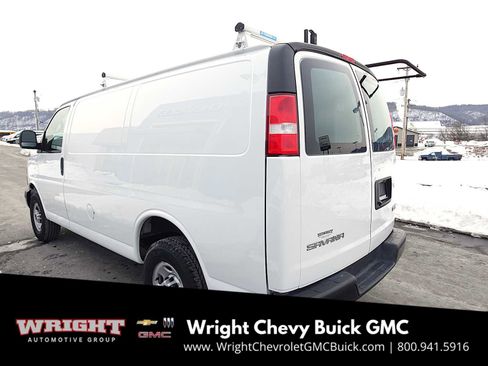 Used 2023 GMC Savana 2500 w/ Driver Convenience Package image 5