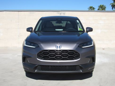 Certified 2024 Honda HR-V LX image 3