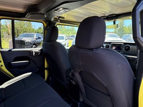 Used 2023 Jeep Wrangler Unlimited w/ 8.4" Radio Group AWD/4WD image 13