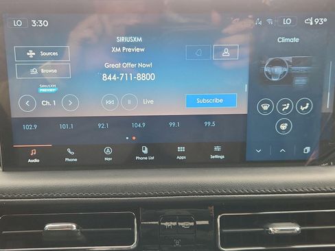 Used 2022 Lincoln Nautilus Reserve FWD image 13