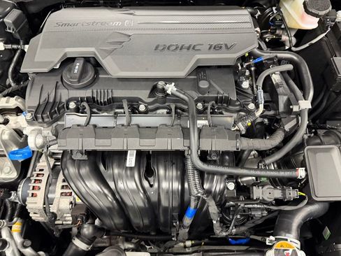 Certified 2026 Hyundai Elantra Sport image 11