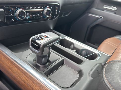 Used 2023 Chevrolet Silverado 1500 High Country w/ Technology Package image 25