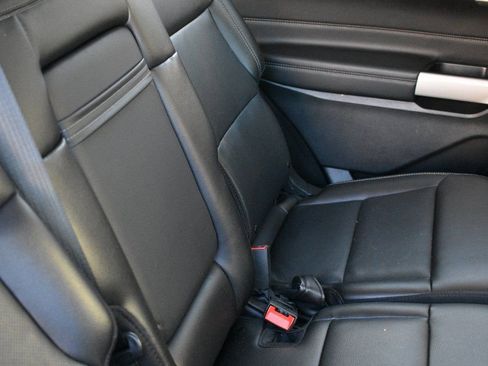 Used 2024 Ford Explorer Limited image 27