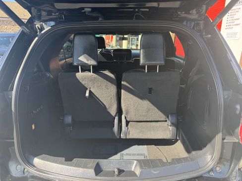 Used 2016 Ford Explorer Limited image 34