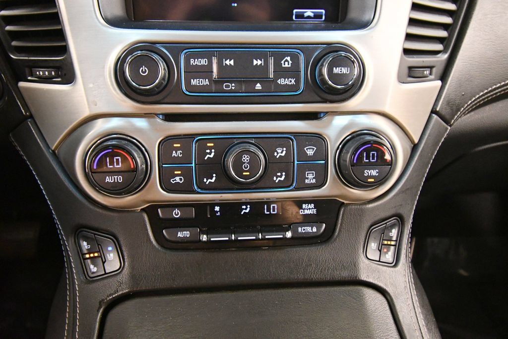 Used 2020 GMC Yukon Denali w/ Denali Ultimate Package AWD/4WD image 26