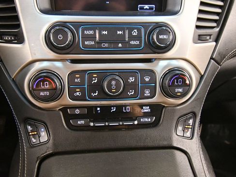 Used 2020 GMC Yukon Denali w/ Denali Ultimate Package AWD/4WD image 26