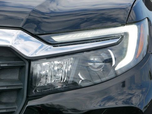 Used 2024 Honda Passport EX-L image 5