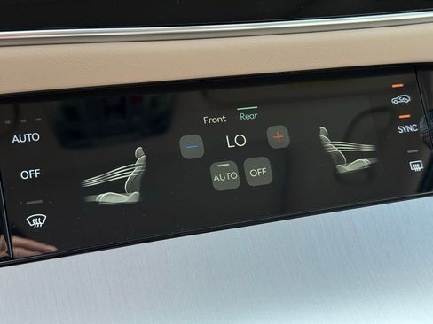 New 2026 Genesis GV70 2.5T Select AWD/4WD image 35