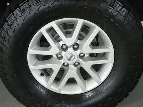 Certified 2021 Nissan Frontier SV RWD image 37