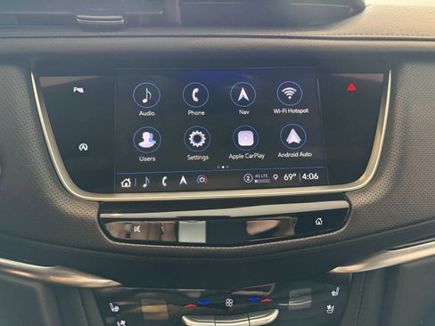 Used 2025 Cadillac XT5 Premium Luxury AWD/4WD image 31