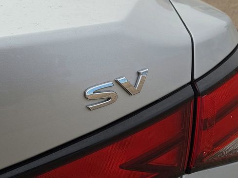 Used 2023 Nissan Sentra SV image 13