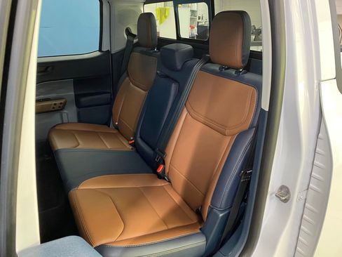 Used 2023 Ford Maverick Lariat image 37