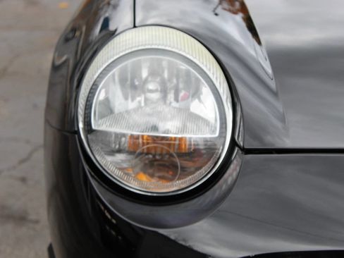 Used 2003 Ford Thunderbird RWD image 9
